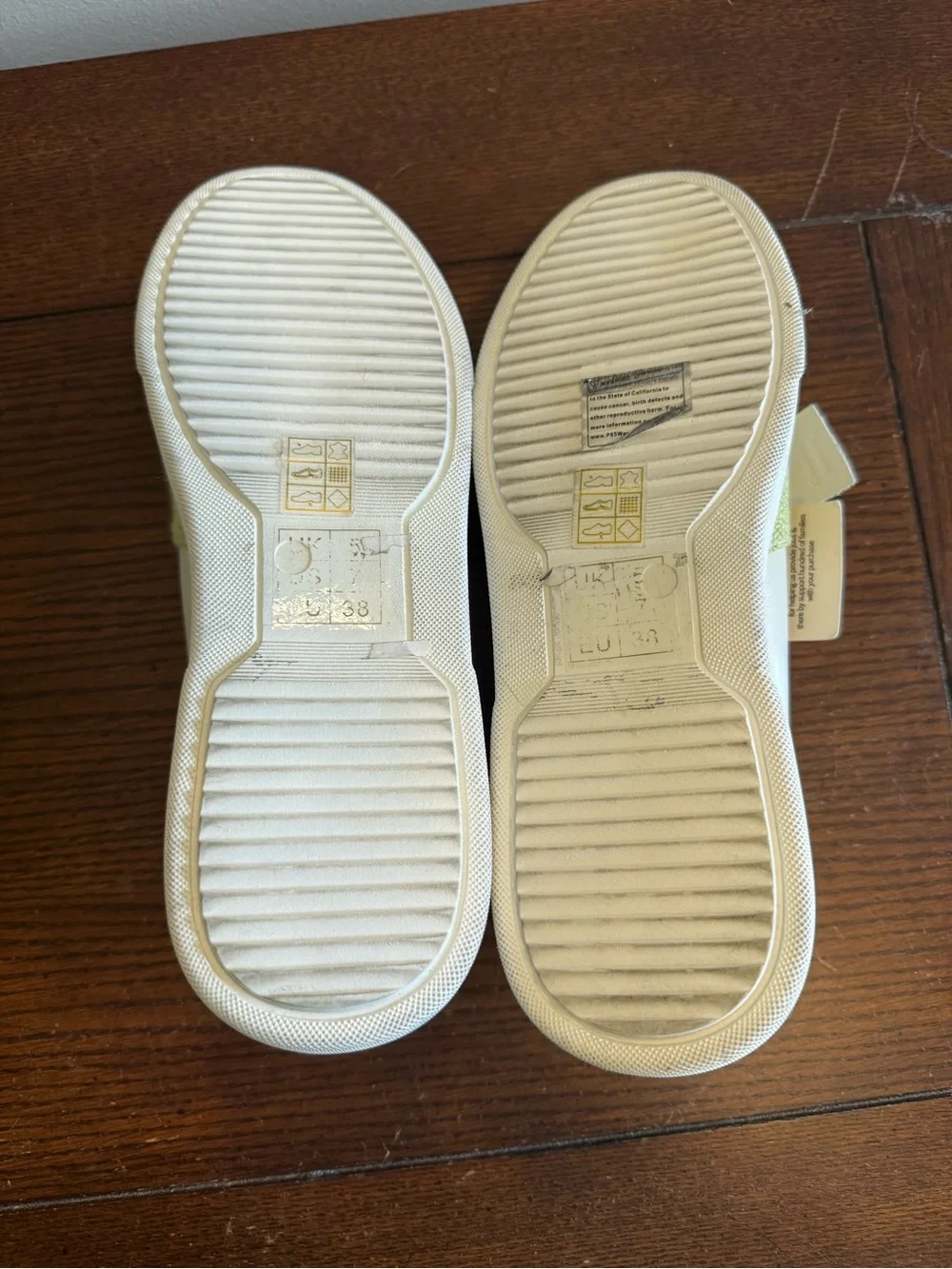 Rag & co Sneakers in Light Green fabric and White